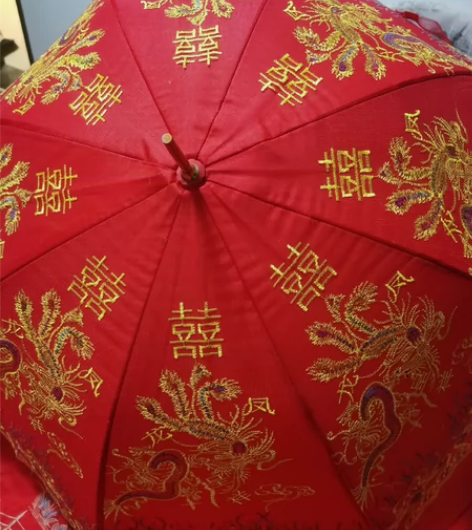 红伞婚庆结婚出门伞，天猫上买的好伞，买多了...