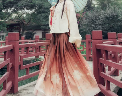 都城南庄原创汉服女马面下裙玉惊凤秋冬季新款...