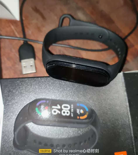 小米手环6标准版，因为买了真我的手表了，用...