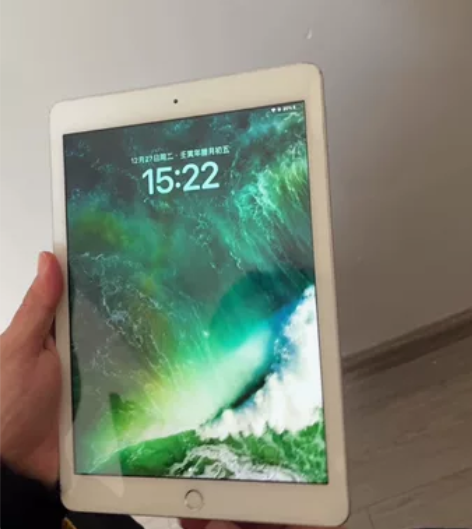 个人自用闲置ipad 第五代，大陆国行，银...
