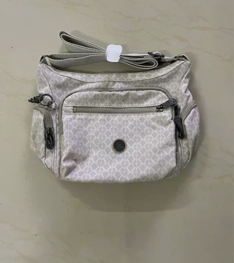 K12632最新颜色时尚休闲轻便百搭单肩斜...