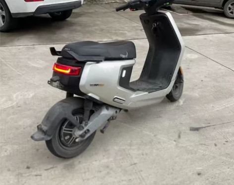 小牛m青春 全原装都市电64分两把钥匙ap...