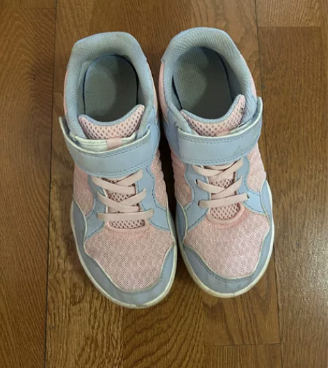 迪卡侬女童乒乓球运动鞋球鞋网面 感兴趣的话...