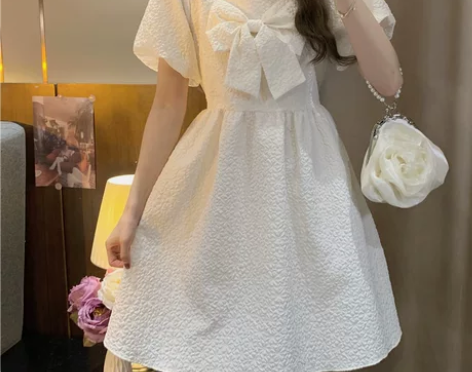小个子泡泡袖蝴蝶结连衣裙女夏季超仙学生设计...