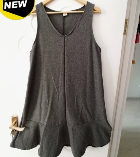 全新连衣裙，荷叶裙尾。里面配个内搭，适合秋...