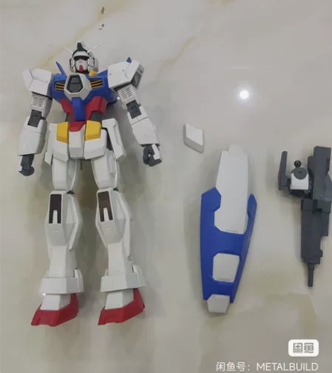 万代mega age1 后裙甲，天线有损。...