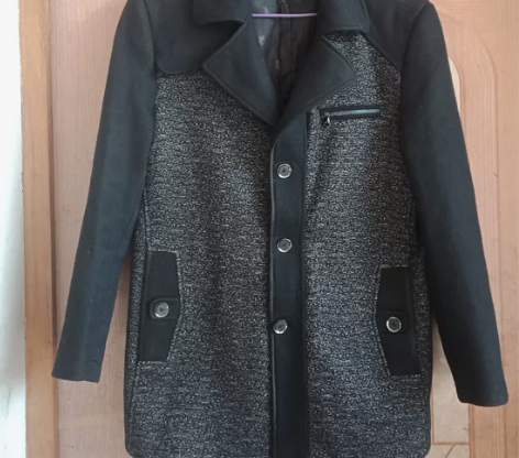 男士加厚针织休闲西服,胸围是108cm,衣...