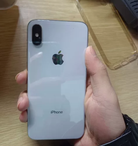苹果XiPhoneX读书之前买的 国行64...