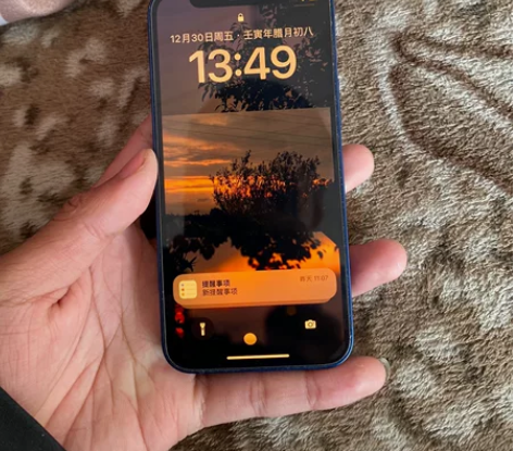 iPhone 12mini 美版卡贴 64...