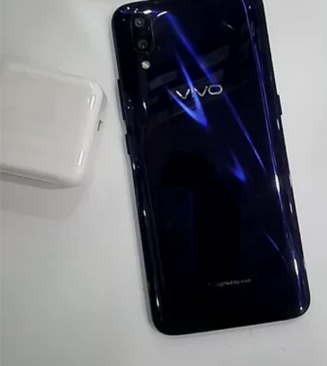 vivox23  高配8+128G 插卡即...