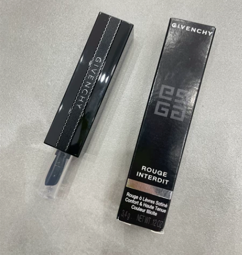 纪梵希禁忌之吻口红21号色 全新！没有试用...