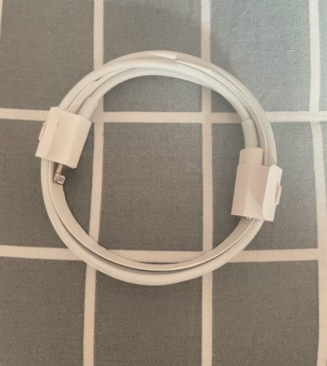 苹果快充充电线，正品，自己没用了，低价处理...