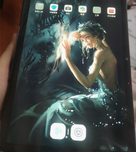 荣耀平板v6，裸机，因个人有iPad所以一...