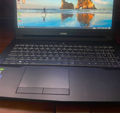 笔记本电脑，神舟游戏本，跑分配置看图，原机...