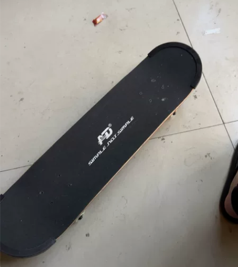 出一个动作板，就玩了几天驾驭不了，便宜出了...