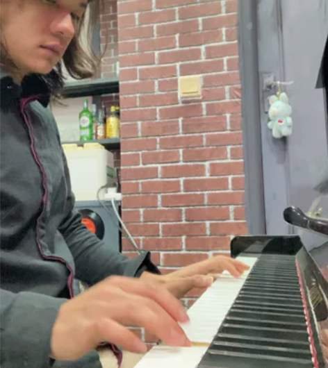 音色极好的钢琴，三年琴，龙泉，自己找人搬 ...