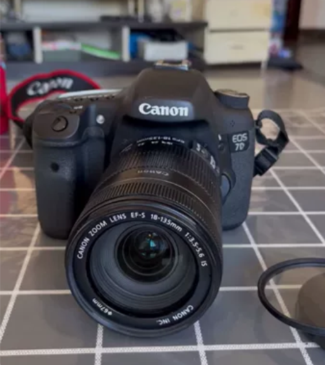 佳能7D单反相机 佳能7D套机（含18-1...