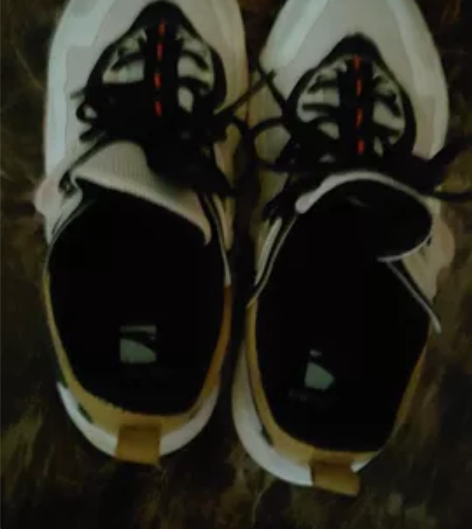 安踏板鞋 感兴趣的话点“我想要”和我私聊吧~