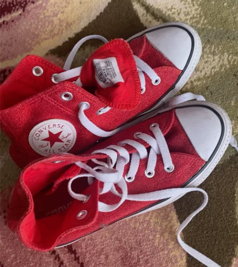 专柜购入 正品匡威，穿了没几次，如图，37...