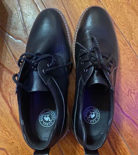 前女友买的骆驼男鞋，一次没穿过低价甩卖 4...