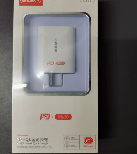 全新手机充电器充电头优惠 感兴趣的话点“我...