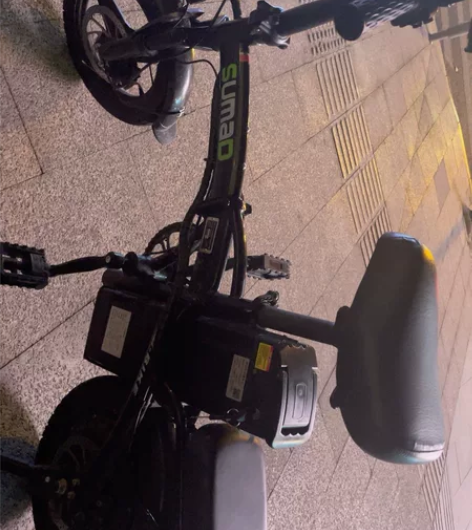 名顶折叠电动车,助力400公里,电池换成最...