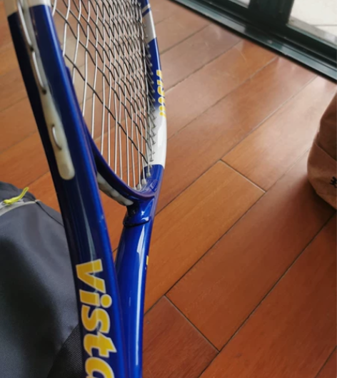 高中的网球拍子，放家里落灰了，握手处绑带需...