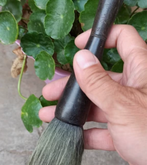 老毛笔 牛角手抓毛笔 大二号京抓 感兴趣的...