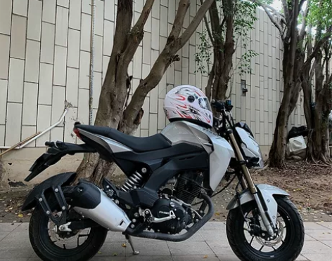 雅马哈，飞鹰200cc，全新车，行驶228...