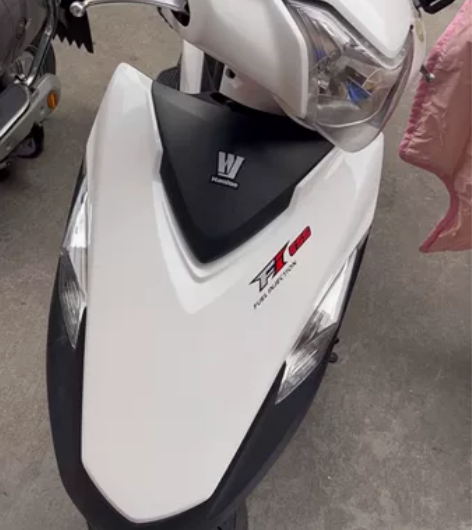 豪爵踏板摩托车女士摩托车排量100动力很好...