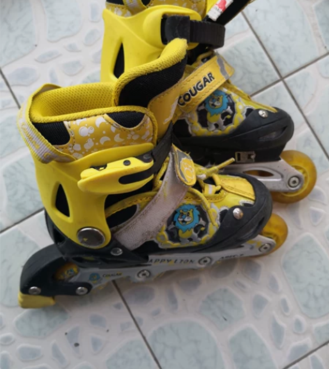 新款美洲狮溜冰鞋儿童全套装可调闪光直排轮滑...