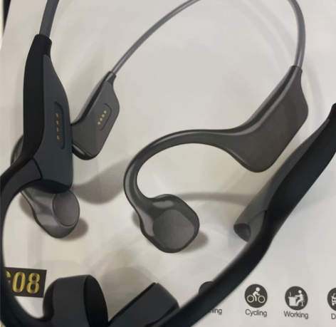 全新未拆封骨传导耳机，当时600买的，用不...