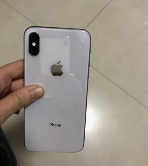 自己用的iPhonex 新换的电池 因换手...