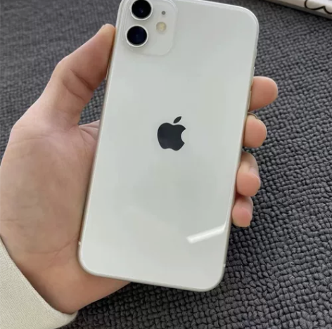 iPhone 11全新  未开封过的帮商家...