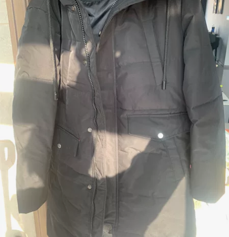 男士羽绒服175L码；中长款，很暖和，有一...