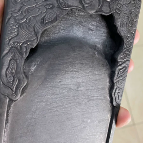 民国歙砚双龙戏珠，石质细腻，螺丝纹，器型简...