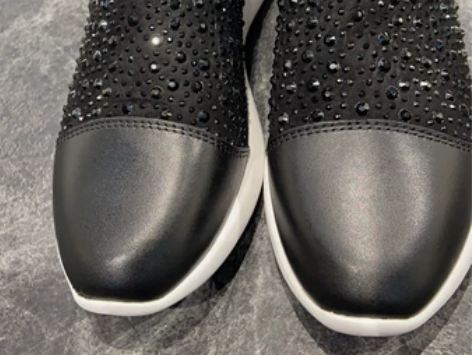 GEOX 全新女士休闲运动鞋36 码，牛皮...