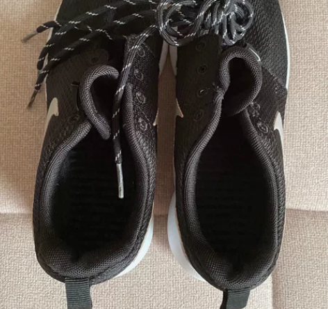 耐克女士运动鞋 感兴趣的话点“我想要”和我...