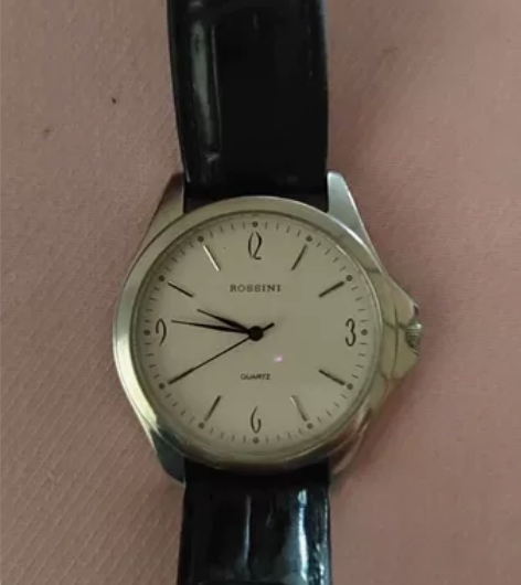 罗西尼手表，走时精准，品相好 感兴趣的话点...