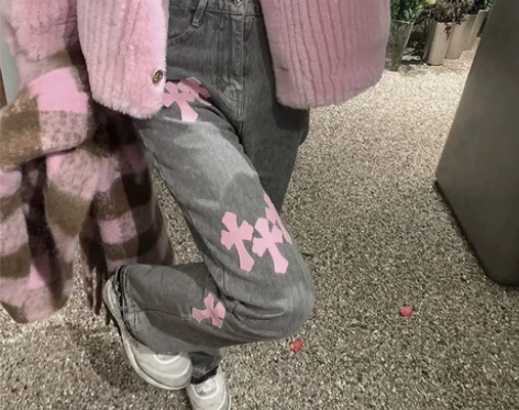 十字架直筒牛仔裤女春秋新款高腰宽松显瘦设计...