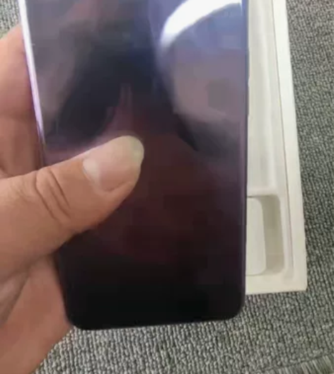 OPPO A53 配置8+128  5G演...