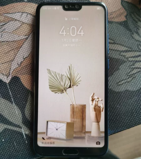 闲置荣耀10手机，鸿蒙系统，屏幕完好能正常...