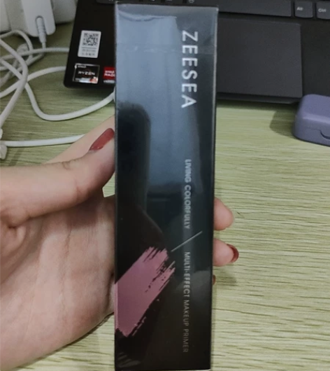 滋色紫隔离 全新未拆封包邮出