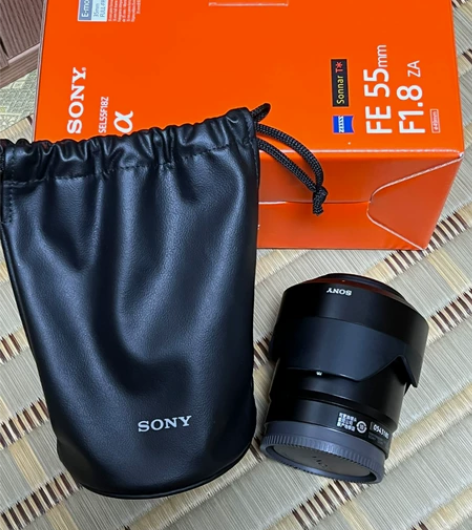 出自用索尼相机蔡司55mm F1.8镜头 ...
