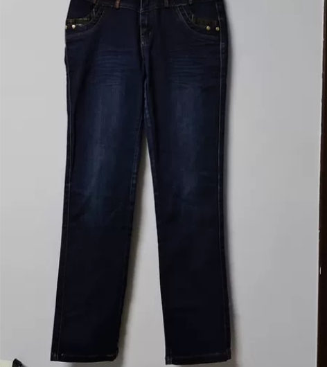 棉质牛仔裤，全新一次未穿。闲置出让，不退不...