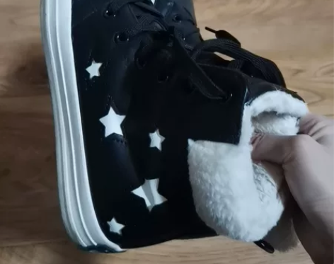 免费送，付运费送新百伦大棉靴。原皮原毛。很...