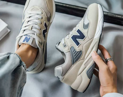 新百伦 官方正品N字男鞋580情侣跑步鞋女...