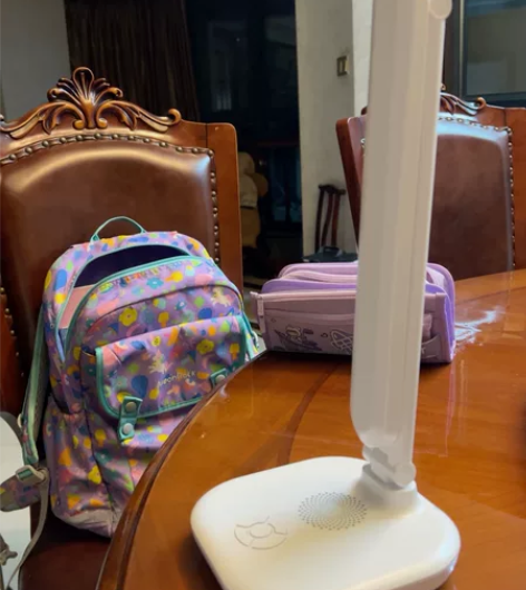 启蒙号智能绘本阅读台灯儿童英语AI学习机器...