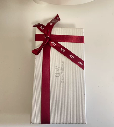 Dw手表 全新未使用 36mm 没票了 没...