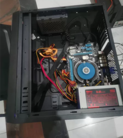 翔升b85主板g1840cpu 威刚内存4...